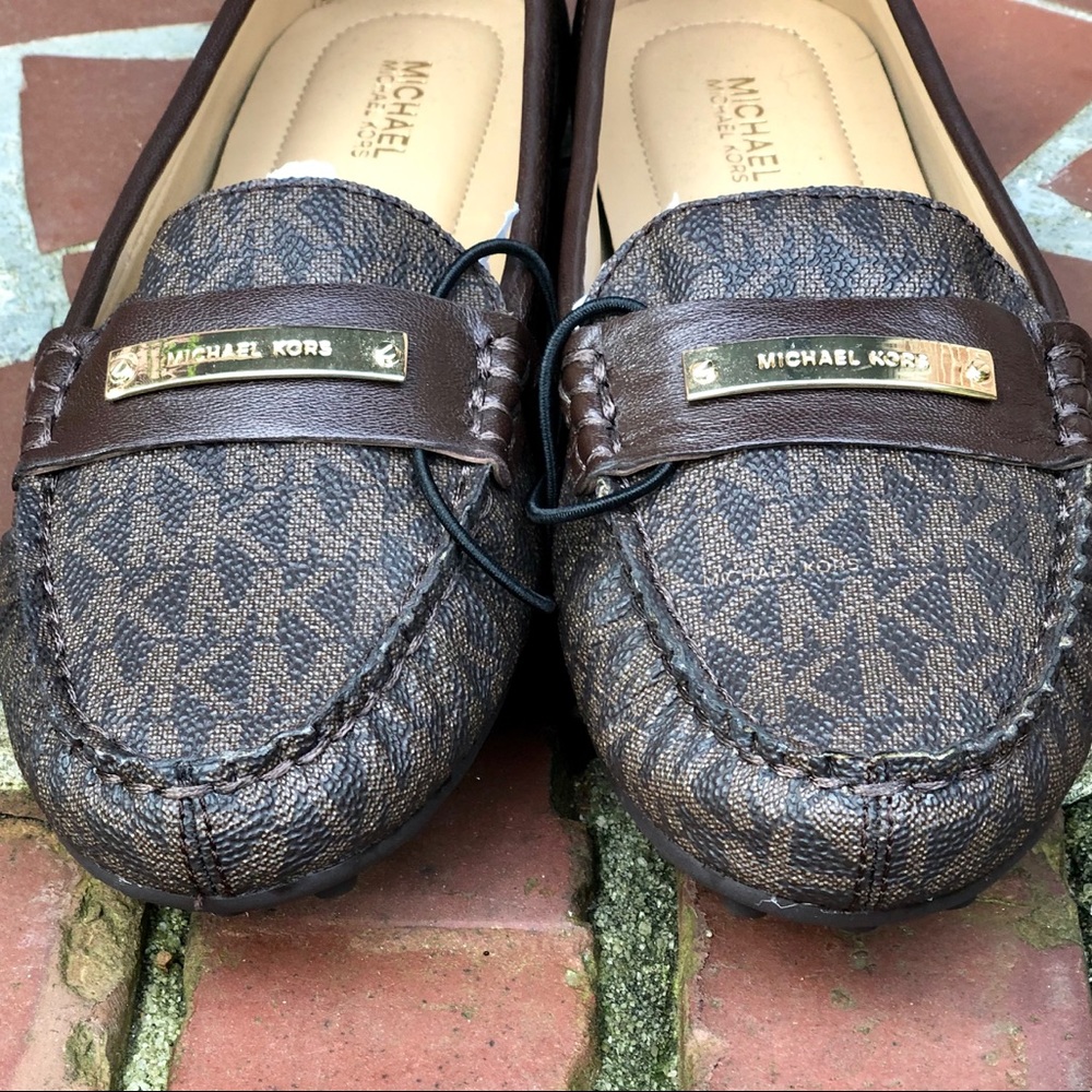Michael Kors Everett Flat